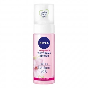 Nivea Yatıştırıcı Yüz Yıkama Köpüğü Hassas Ciltler 150 Ml