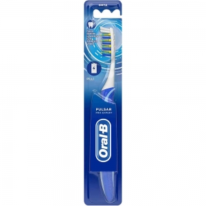 Oral-B Pro-Expert Pulsar Medium 40 Diş Fırçası